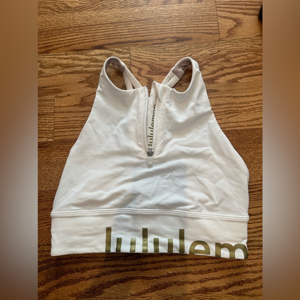 Lululemon high neck sports bra